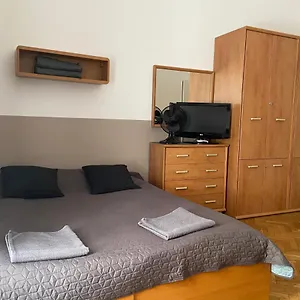  Aparthotel Guest Rest Ungarn