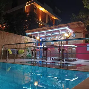 Beyaz Melek 3*, Antalya Turkije